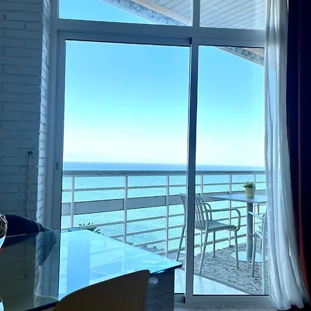 Torre De La Roca Apartment *